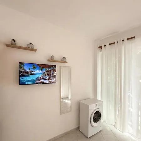 Lägenhet Flisvos 70 M από την θάλασσα *