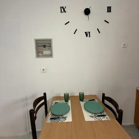 Lägenhet Flisvos 70 M από την θάλασσα *