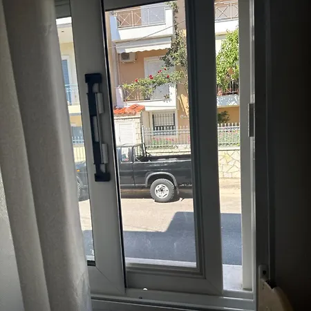 Flisvos 70 M από την θάλασσα Lägenhet