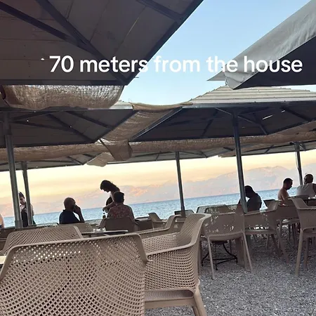Flisvos 70 M από την θάλασσα Lägenhet *